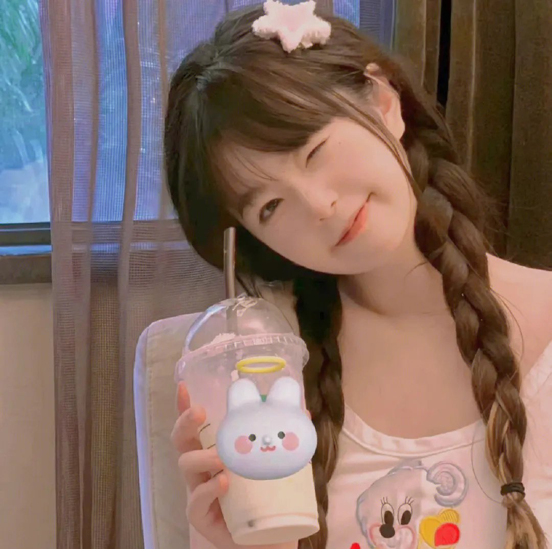 璇宫玉女